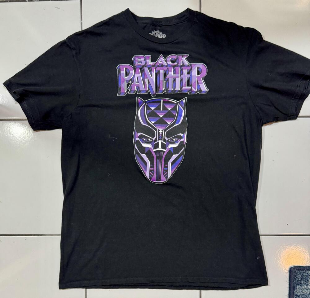 Black Panther Shirt Mens Large Black Marvel Graphic Tee T-Shirt 100% Cotton